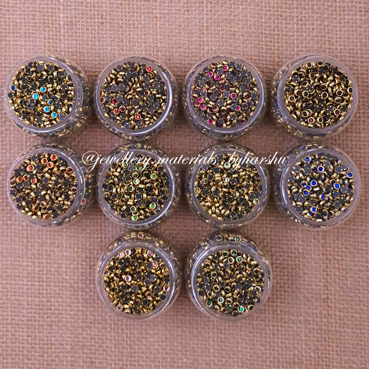 3MM Round Gloss Color Kundan - 10 Random Colors (Color as per availability)