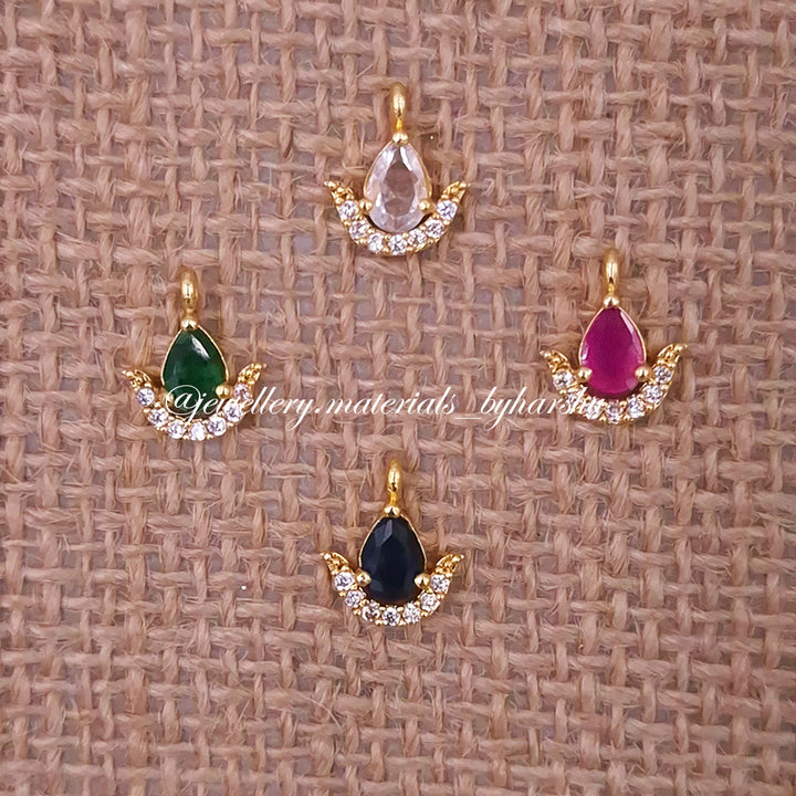 8 x 9MM AD Stone Gold Drop Charms