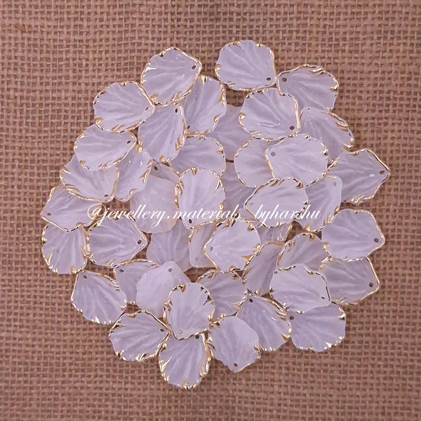 20 x 15 MM Milky White Leaf Brooch Shells