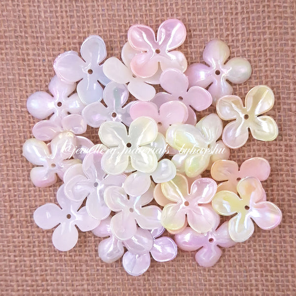 26MM Multicolor Flower Brooch Shells