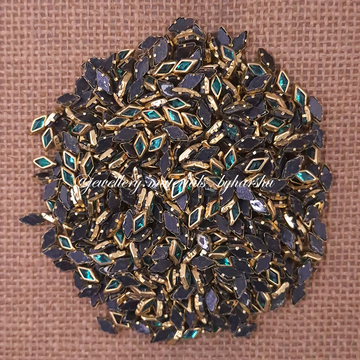Diamond 8x4B Gloss Color Kundan - Peacock Green