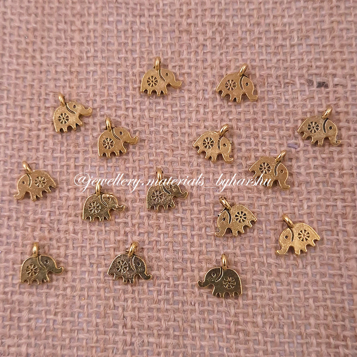 11 x 7 Gold Elephant Charms