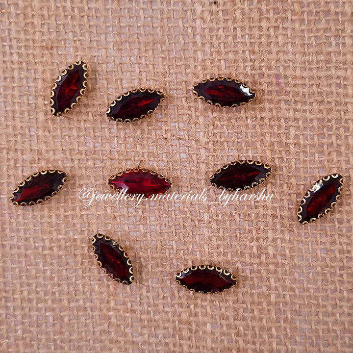17x8MM Eye Clip Stone - Maroon