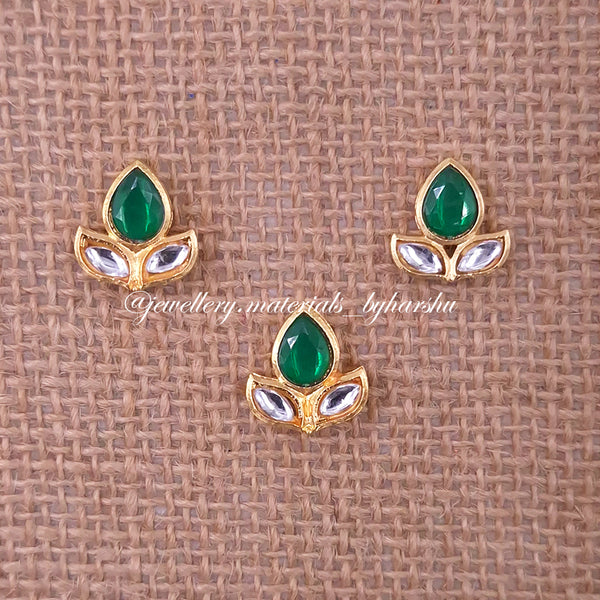 14 x 12MM Dark Green and White Flower Charms (1 Piece)