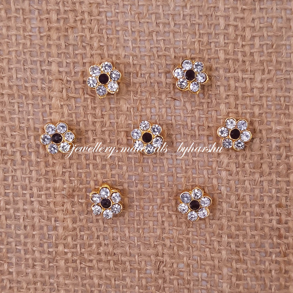 8MM Red and White Flower Charms