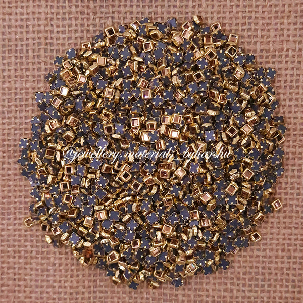 Gold Gloss Kundan Square 2x2