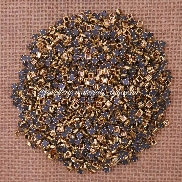Gold Gloss Kundan Square 2x2