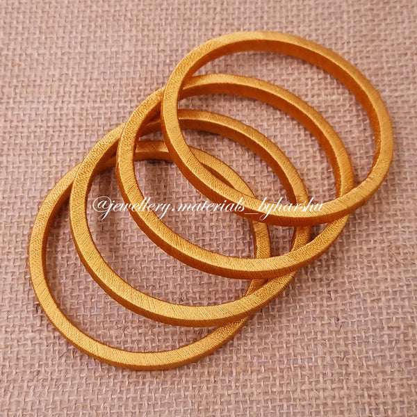 Flat Wrapped Bangles 4 Cut (Gold)