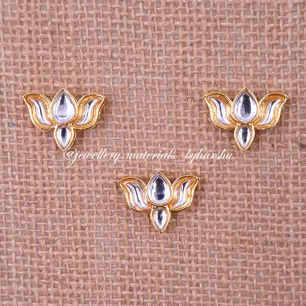 22 x 20MM White Lotus Charms