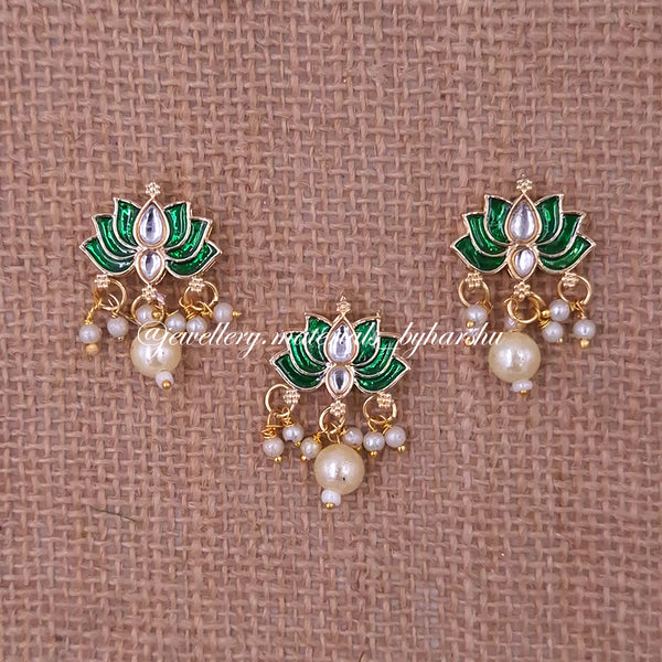 21 x 18MM Dark Green Lotus Charms with Pearl (White / Half White Pearl) (1 Piece)