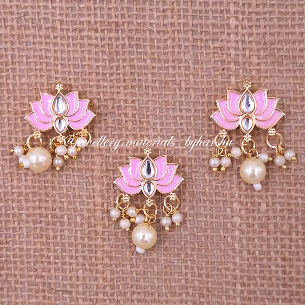 21 x 18MM Light Pink Lotus Charms with Pearl (White / Half White Pearl) (1 Piece)