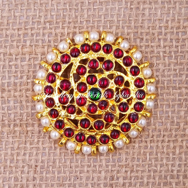 42MM Kemp Pendant Sun Shape (Red with Green)