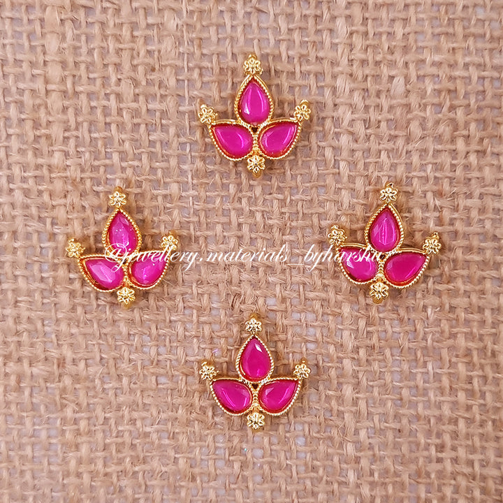 15 x 17 MM Dark Pink Leaf Charms