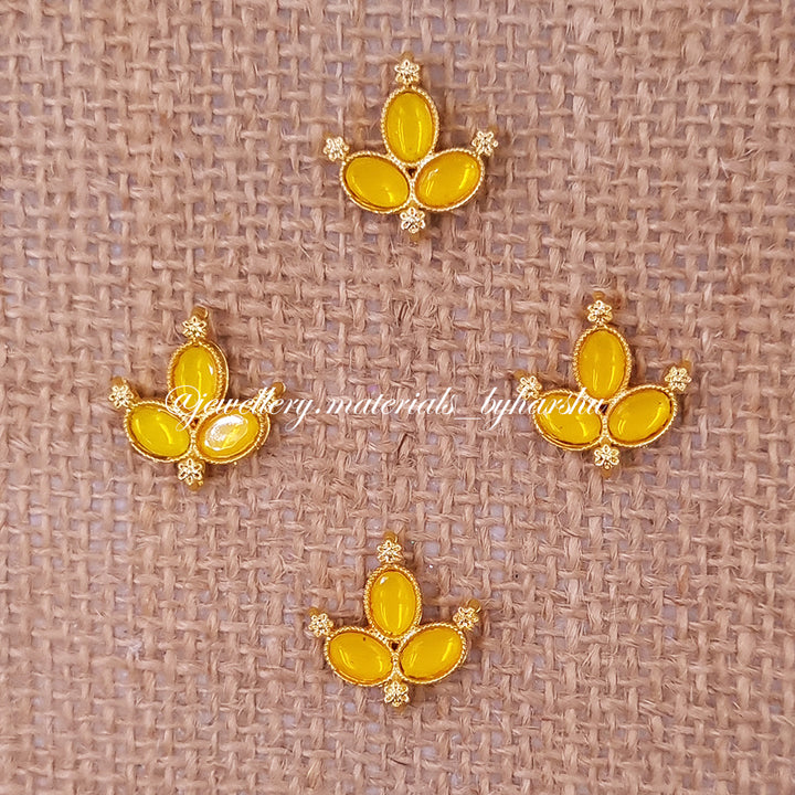 15 x 17 MM Yellow Leaf Charms