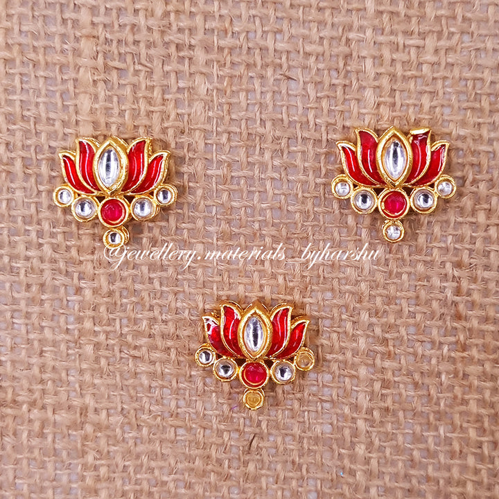 20 x 18MM Red Lotus Charms