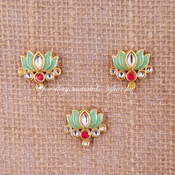 20 x 18MM Light Green Lotus Charms