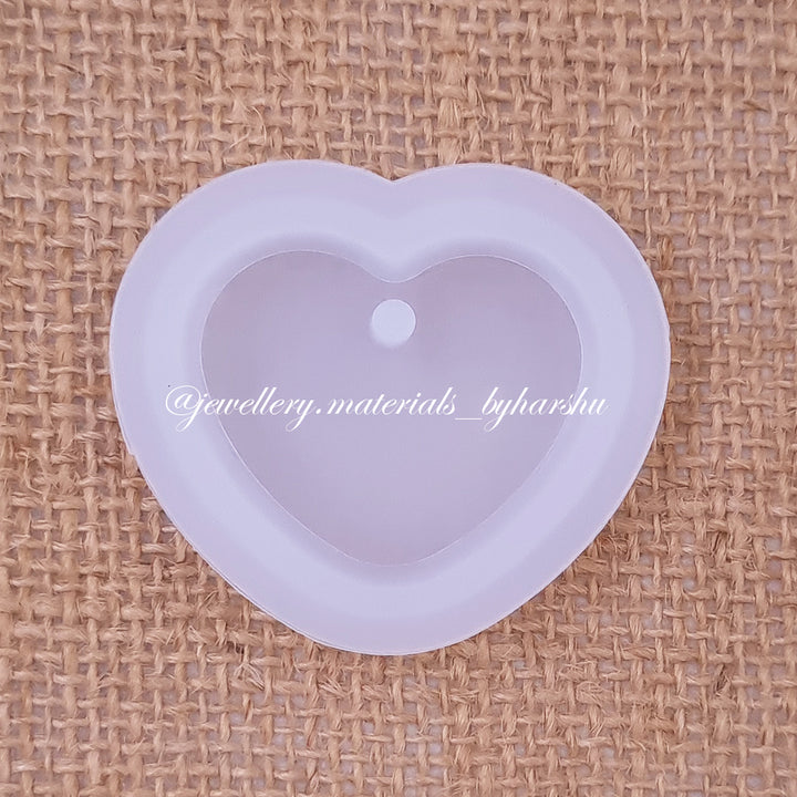 4 x 3CM Heart Shape Pendant Silicone Mold