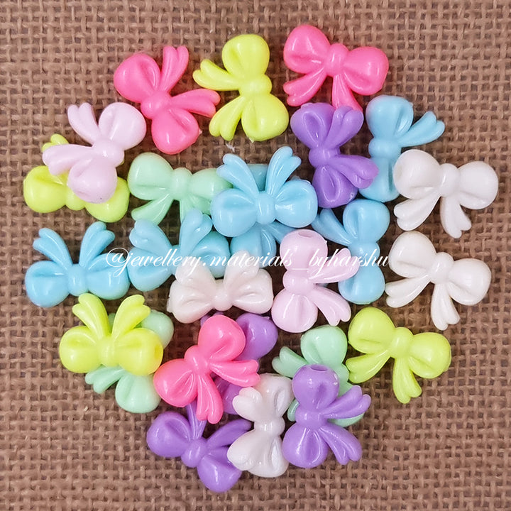 17 x 12MM Bow Plastic Beads