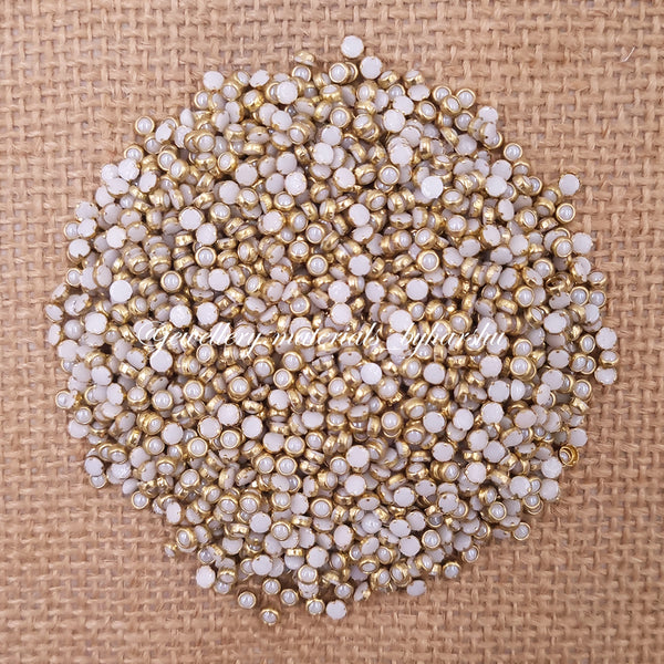 White Pearl Kundan Round 3mm