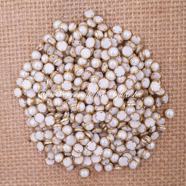 White Pearl Kundan Round 5mm