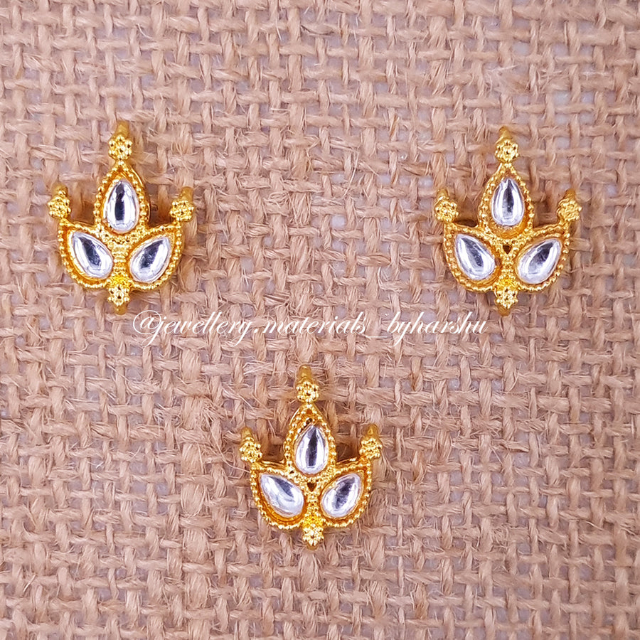 10 x 12 MM White Leaf Charms (1 Piece)