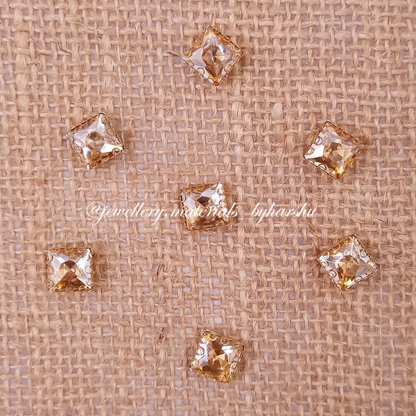 8x8MM Square Clip Stone - Gold