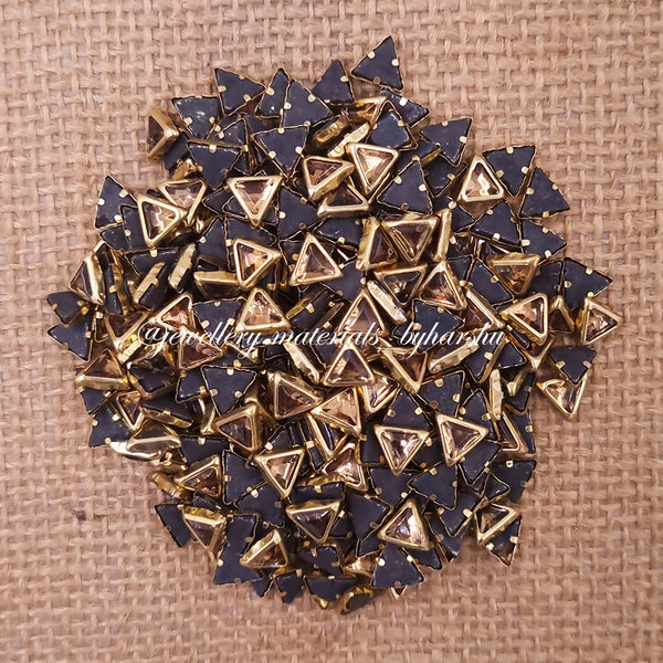 Gold Gloss Kundan Triangle 6x6T