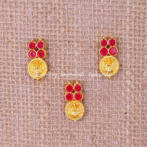 18 x 10MM Gold Lakshmi Charms (Red)